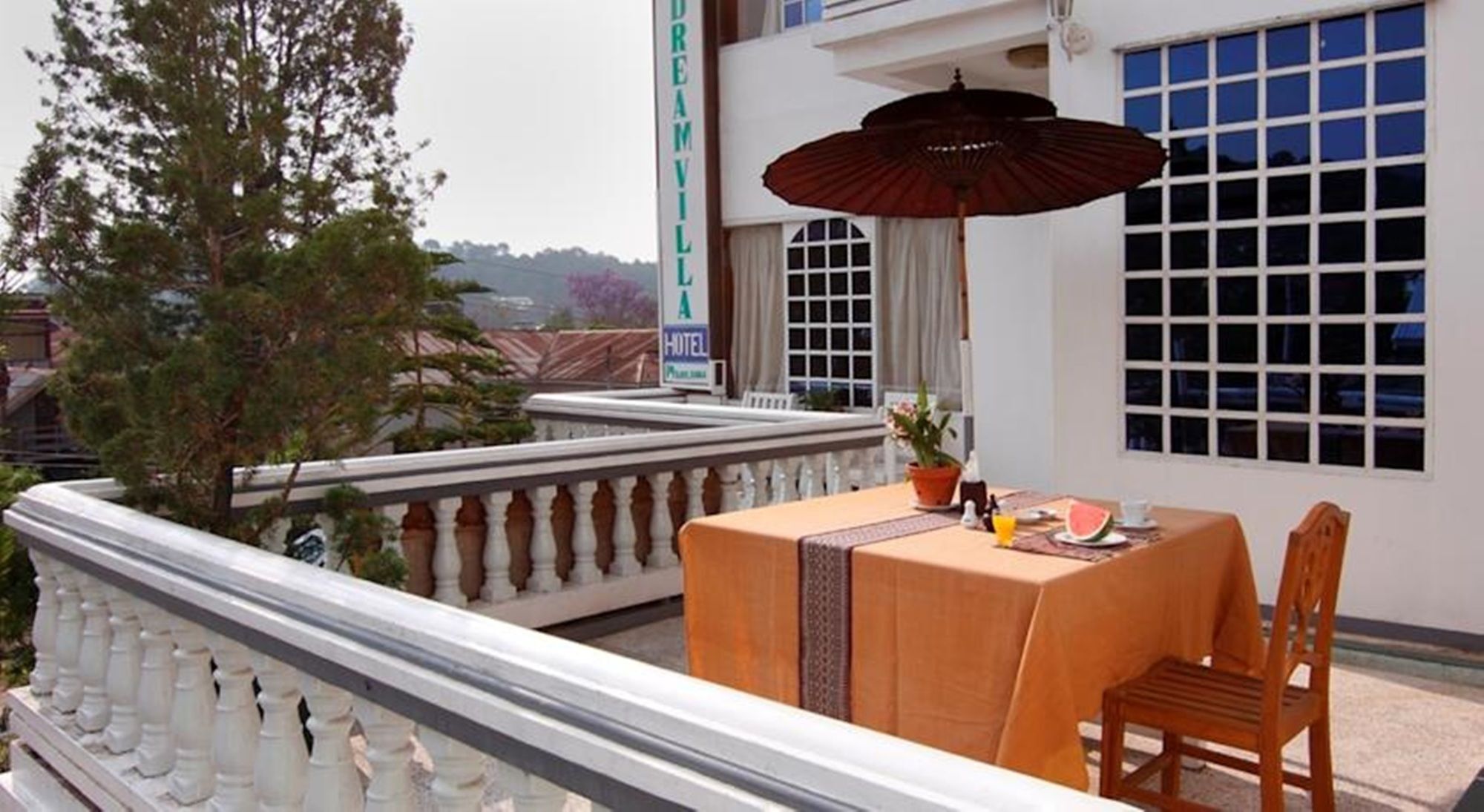 Dream Villa Hotel Kalaw Exterior photo